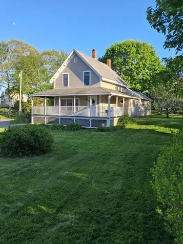 5 Penniman Road Bristol ME 04554