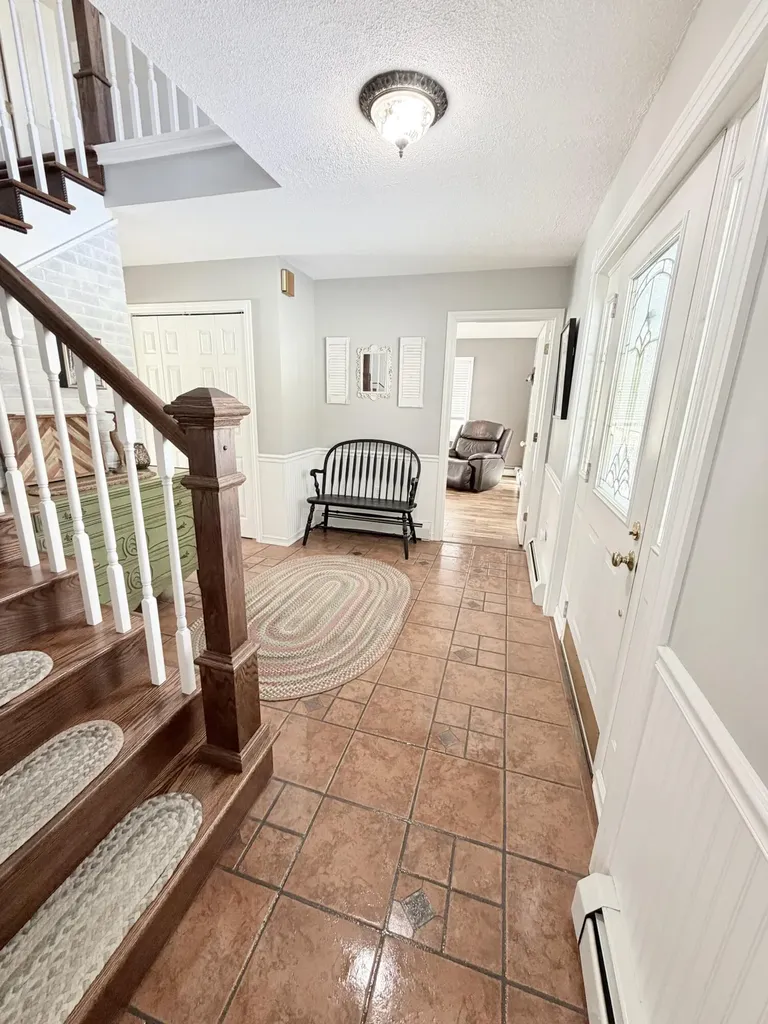 76 Fowler Road Hampden ME 04444