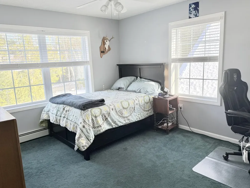 76 Fowler Road Hampden ME 04444