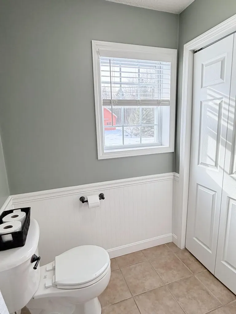 76 Fowler Road Hampden ME 04444