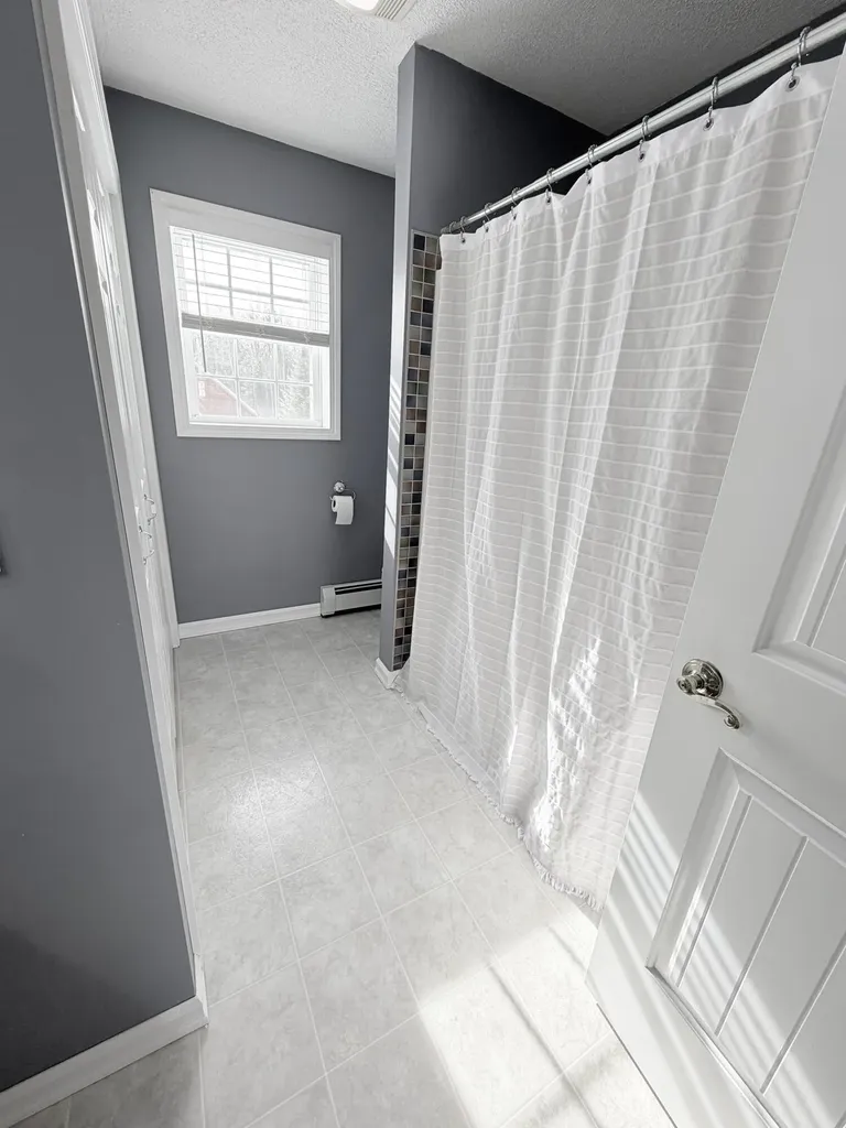 76 Fowler Road Hampden ME 04444