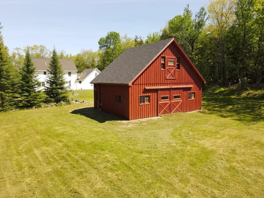 76 Fowler Road Hampden ME 04444
