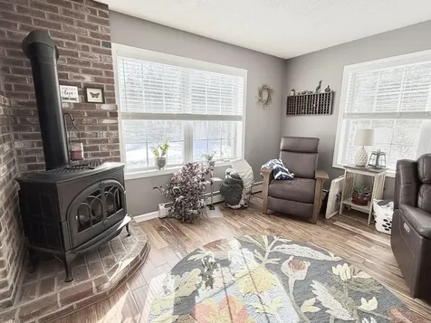 76 Fowler Road Hampden ME 04444