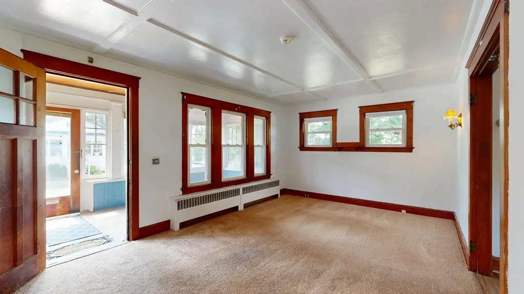 52 Caron Lane Auburn ME 04210
