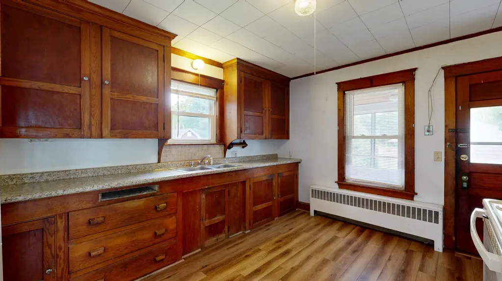 52 Caron Lane Auburn ME 04210