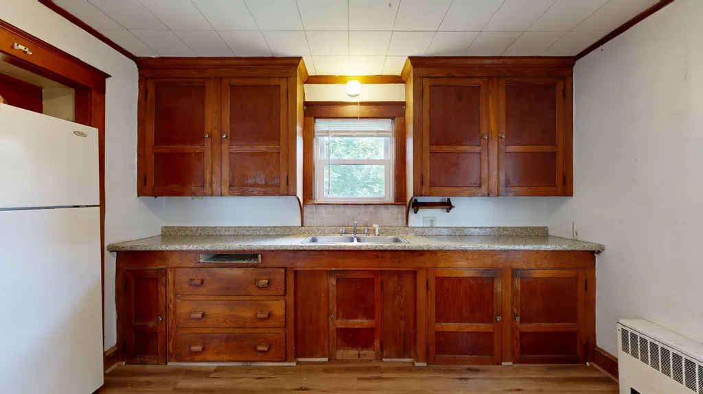 52 Caron Lane Auburn ME 04210
