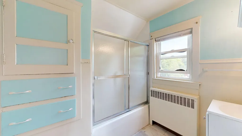 52 Caron Lane Auburn ME 04210