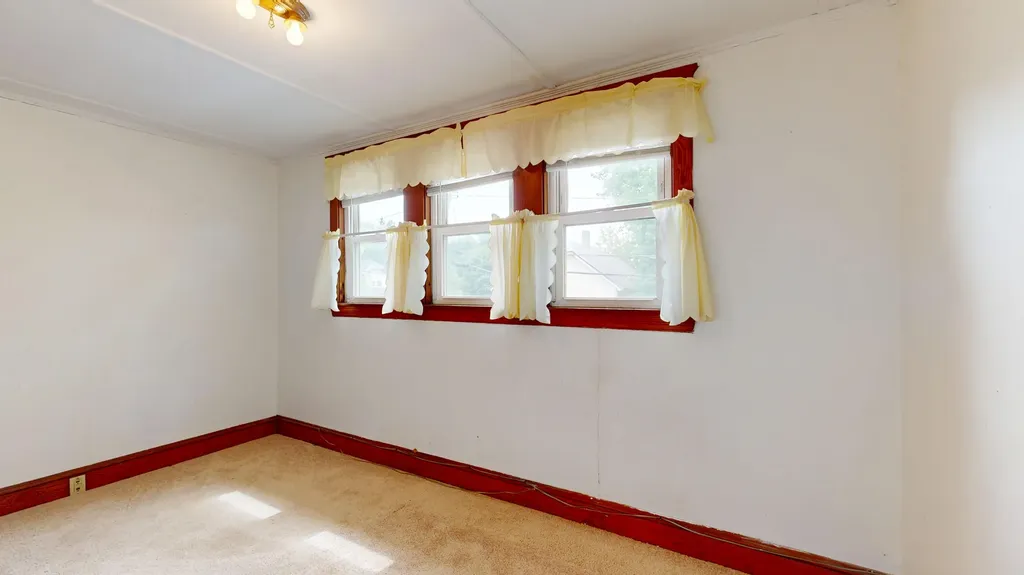 52 Caron Lane Auburn ME 04210