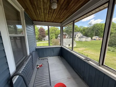 52 Caron Lane Auburn ME 04210