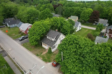 52 Caron Lane Auburn ME 04210