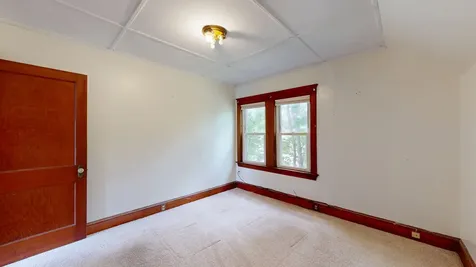 52 Caron Lane Auburn ME 04210