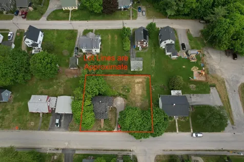 52 Caron Lane Auburn ME 04210