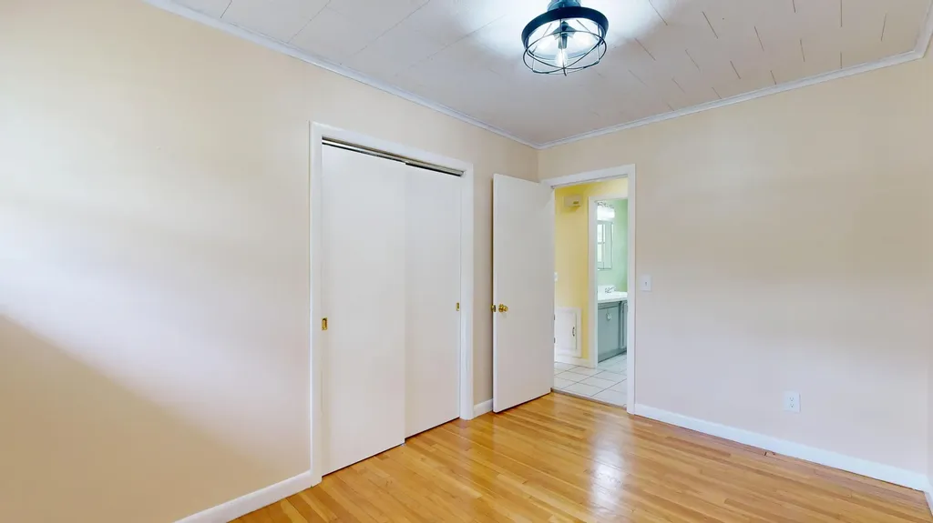 371 Crowley Road Sabattus ME 04280