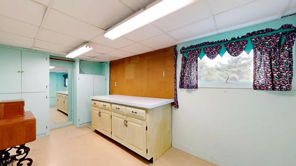 371 Crowley Road Sabattus ME 04280