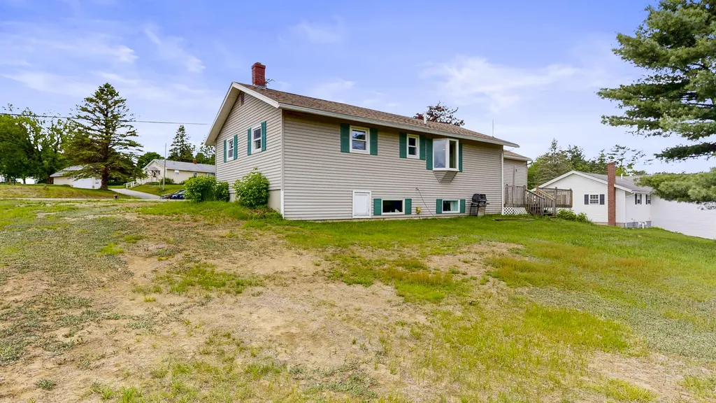 371 Crowley Road Sabattus ME 04280