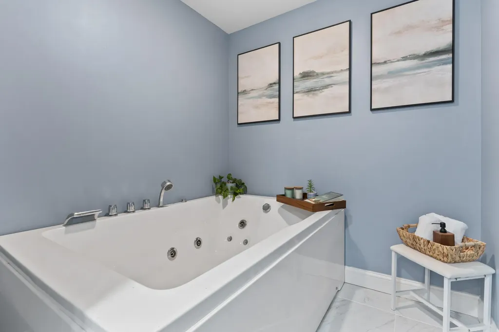 122 Thomas Point Road Brunswick ME 04011