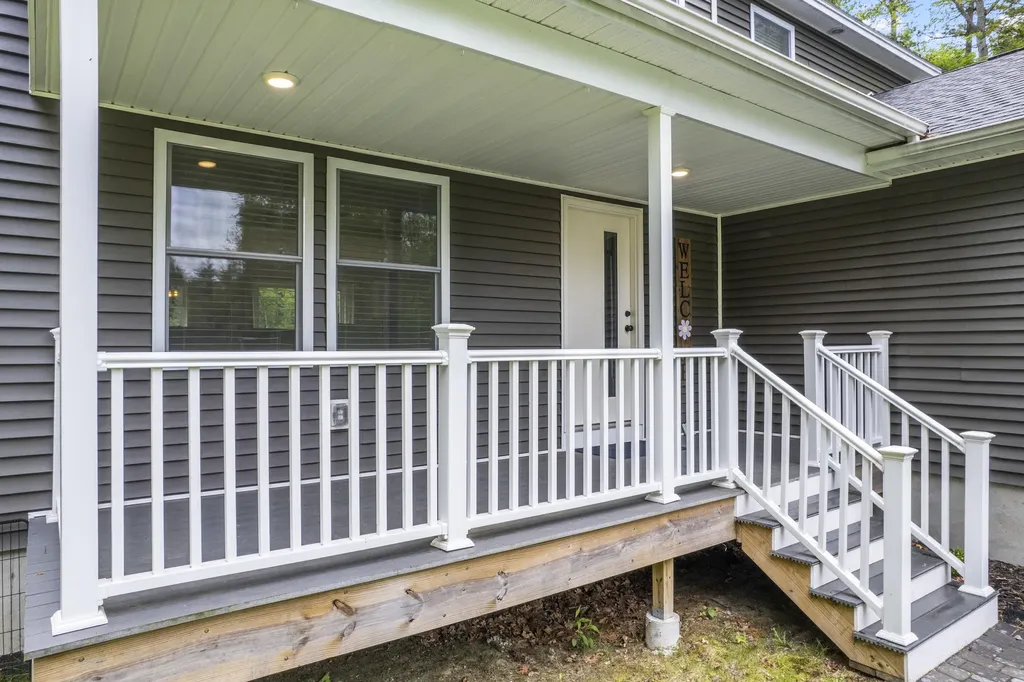 122 Thomas Point Road Brunswick ME 04011