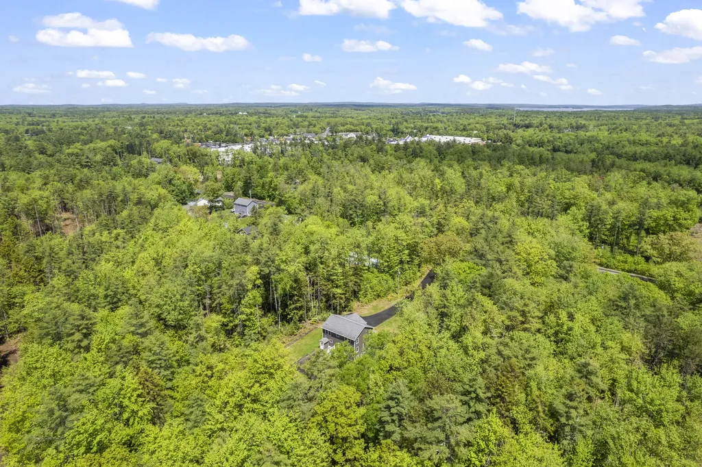 122 Thomas Point Road Brunswick ME 04011