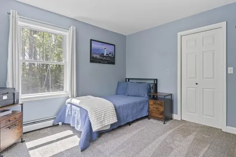 122 Thomas Point Road Brunswick ME 04011