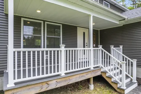 122 Thomas Point Road Brunswick ME 04011