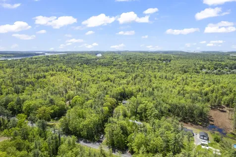 122 Thomas Point Road Brunswick ME 04011