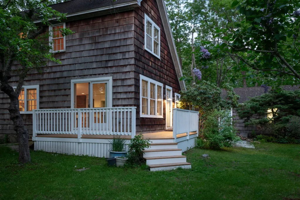 24 Maddox Pond Road Biddeford ME 04005