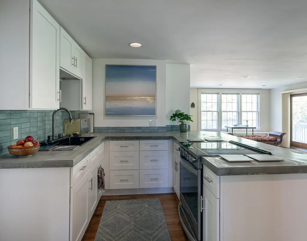 24 Maddox Pond Road Biddeford ME 04005