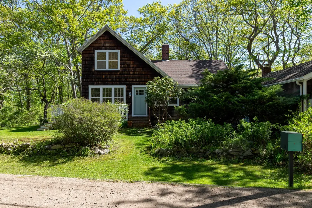 24 Maddox Pond Road Biddeford ME 04005
