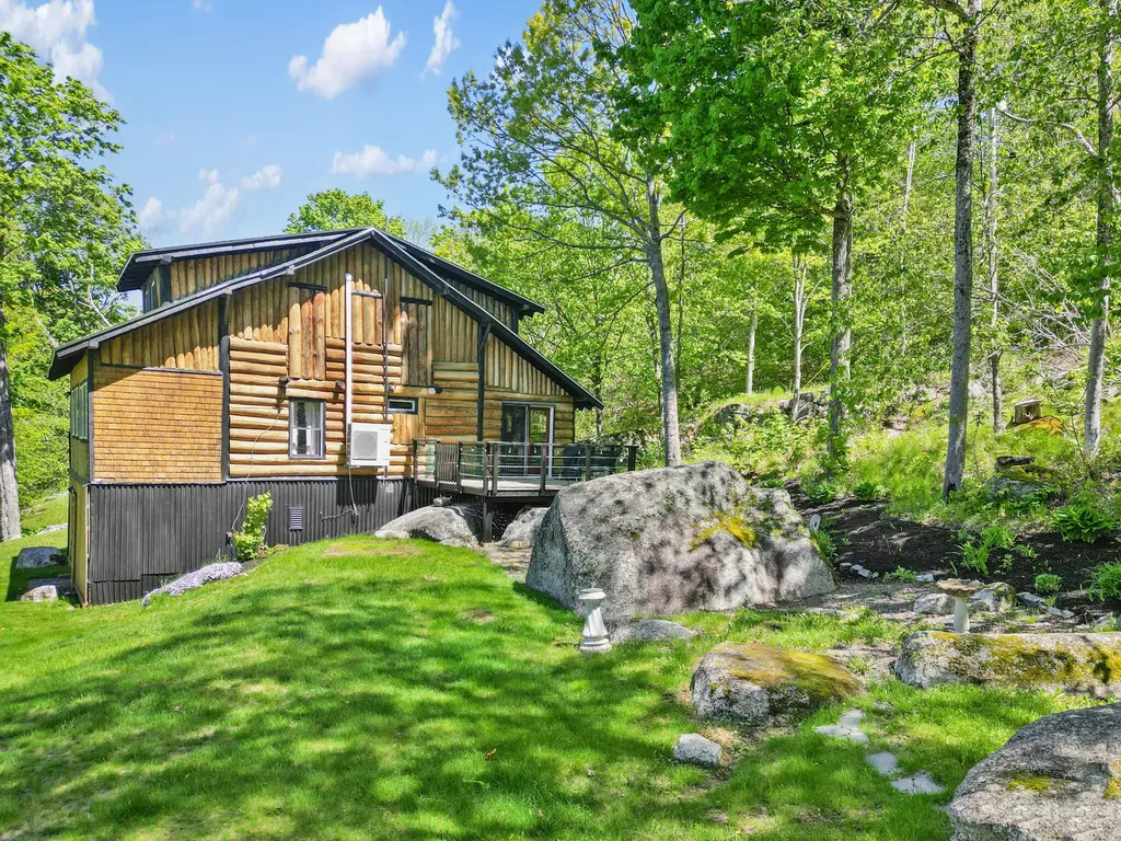 28 Norwood Road Dedham ME 04429