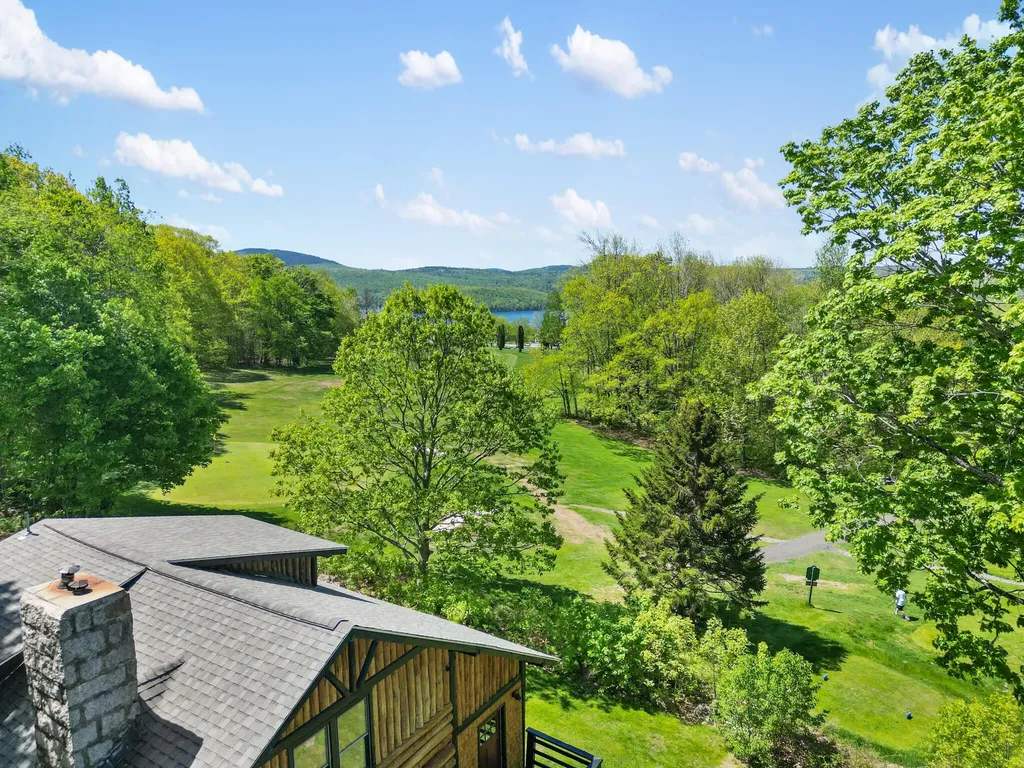 28 Norwood Road Dedham ME 04429