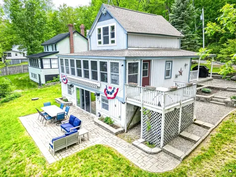 107 Lakeshore Drive Leeds ME 04263