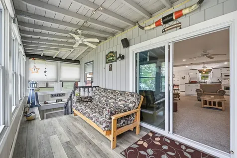 107 Lakeshore Drive Leeds ME 04263