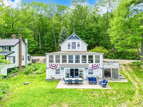 107 Lakeshore Drive Leeds ME 04263