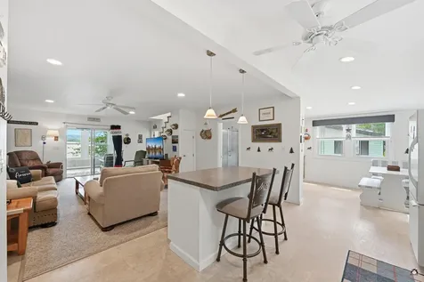 107 Lakeshore Drive Leeds ME 04263