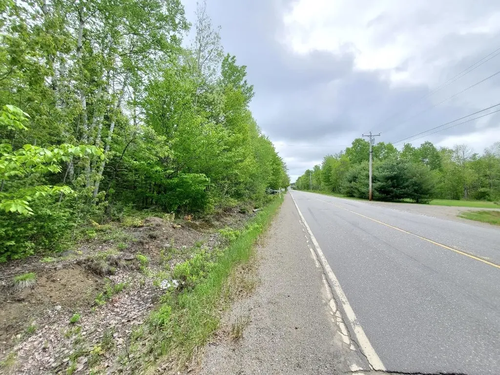 77 South Princeton Road Alexander ME 04694