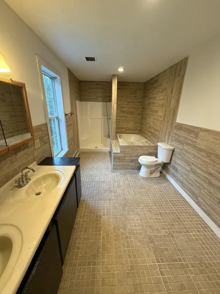 204 Rome Road Mercer ME 04957