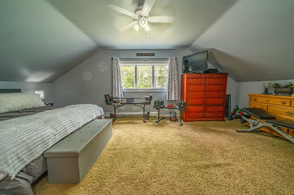 26 Grampys Way Swanville ME 04915