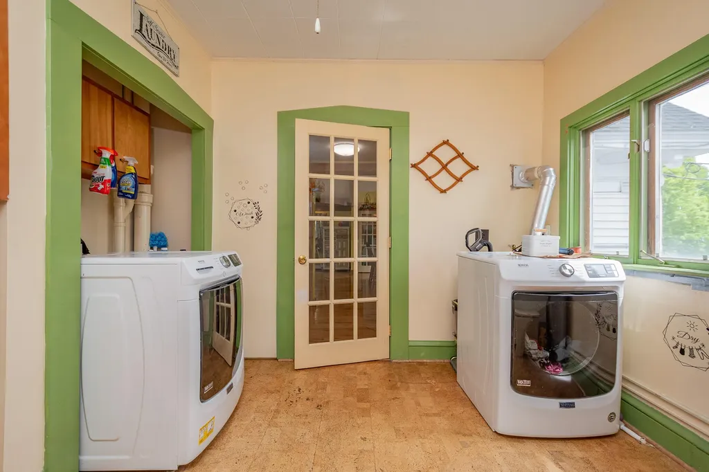 8 Monument Square Dover-foxcroft ME 04426
