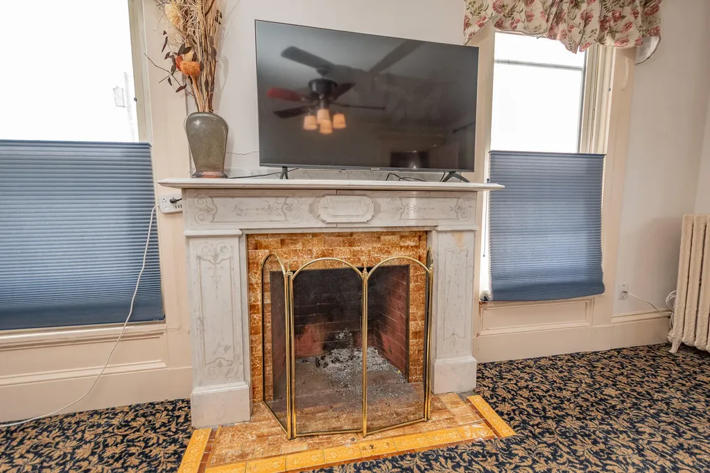 8 Monument Square Dover-foxcroft ME 04426