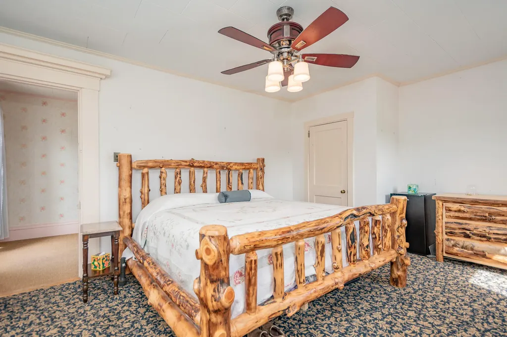 8 Monument Square Dover-foxcroft ME 04426