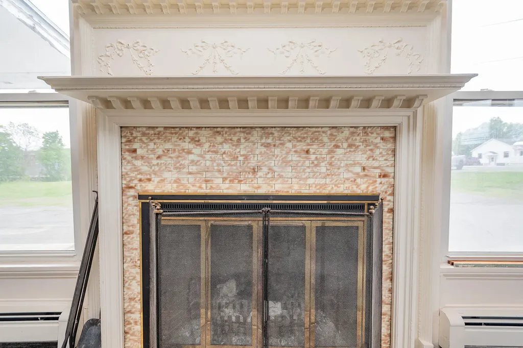 8 Monument Square Dover-foxcroft ME 04426