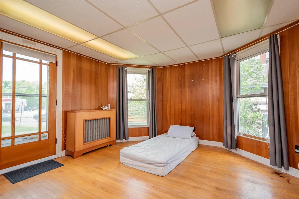 8 Monument Square Dover-foxcroft ME 04426