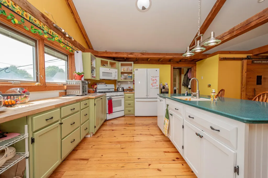 8 Monument Square Dover-foxcroft ME 04426