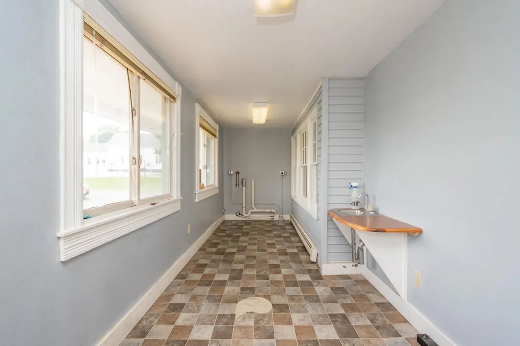 8 Monument Square Dover-foxcroft ME 04426