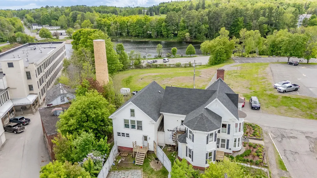 8 Monument Square Dover-foxcroft ME 04426
