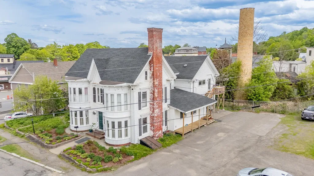 8 Monument Square Dover-foxcroft ME 04426