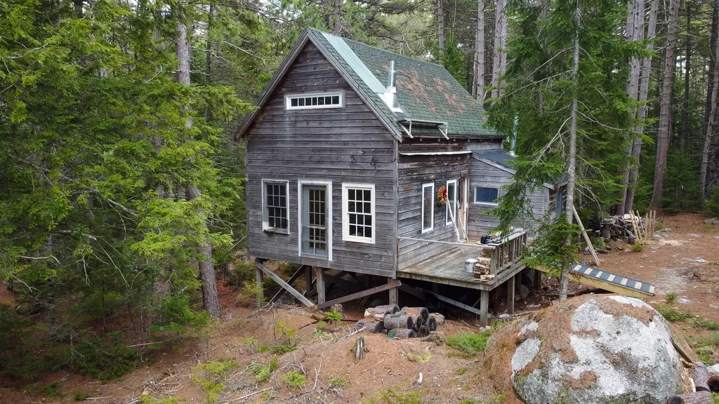 32-40 Road Nicatous Lake T41 Md ME 04417