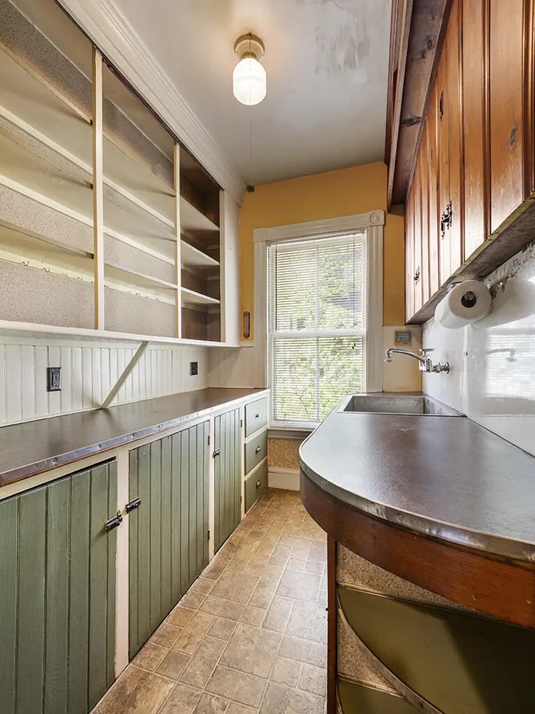 5 West Street Waterville ME 04901
