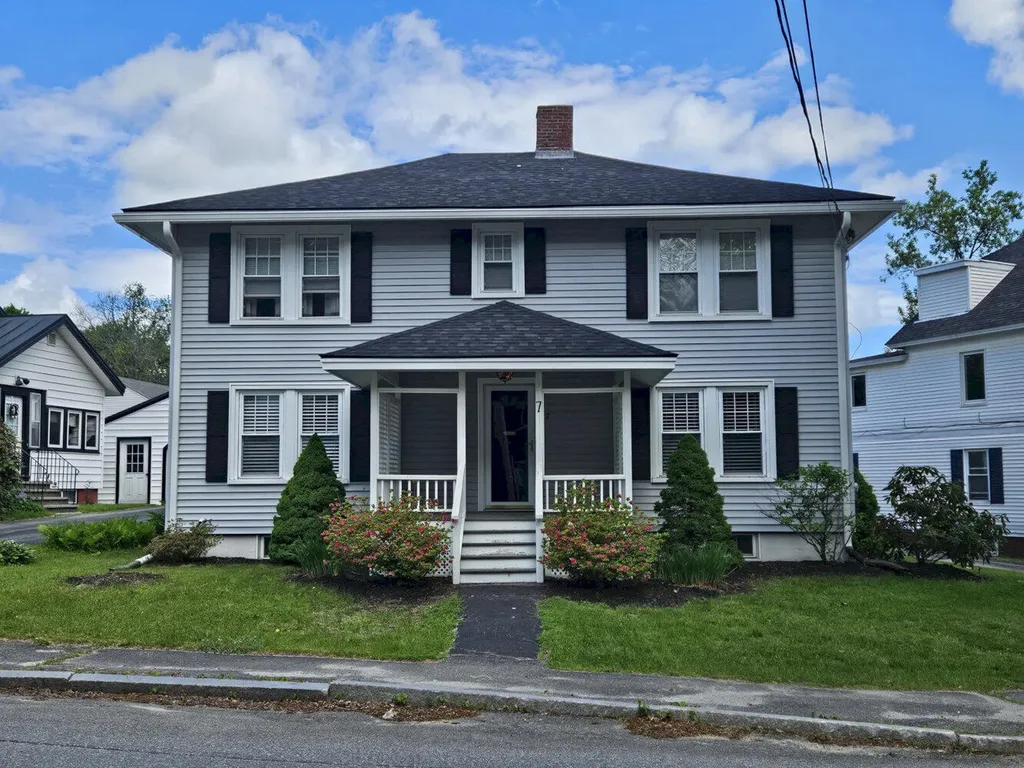 7 Roosevelt Avenue Waterville ME 04901