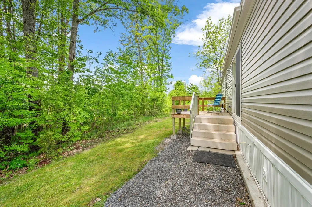 44 Averill Mobile Home Park Benton ME 04901